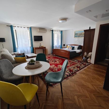 Beatrix Suites Budva Bagian luar foto